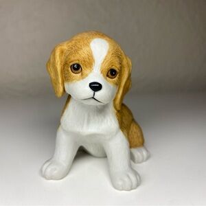 Vintage HOMCO Figurines Porcelain Beagle Puppy Dog Cute Needs a Good Home